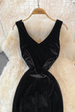 Simple V-Neck Velvet Long Dresses HZ0429